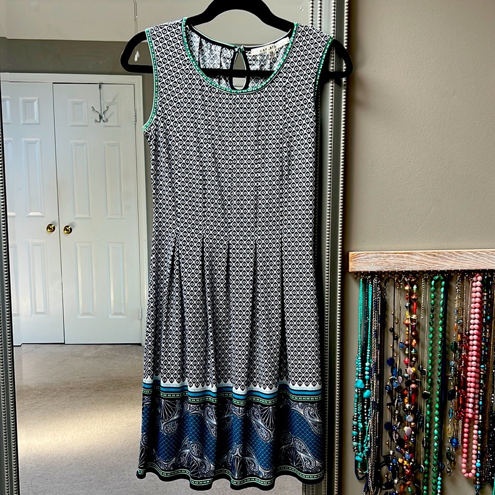 Max Studio dress XS fits like a 4-6